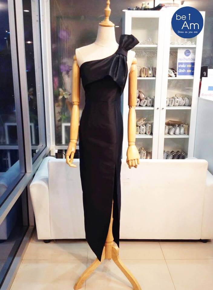 โบว์ระบาย ยาว ดำ(ขาย 500 บาท) ชุดราตรียาว ดำ
