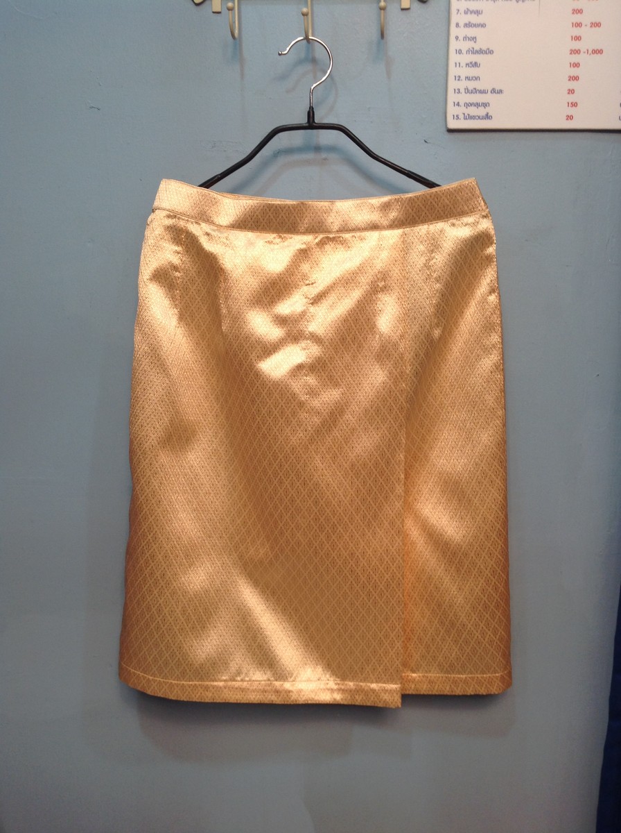 กระโปรง-ไหมพิมพ์ลาย ทอง(N) XL-04 ชุดไทย ทอง