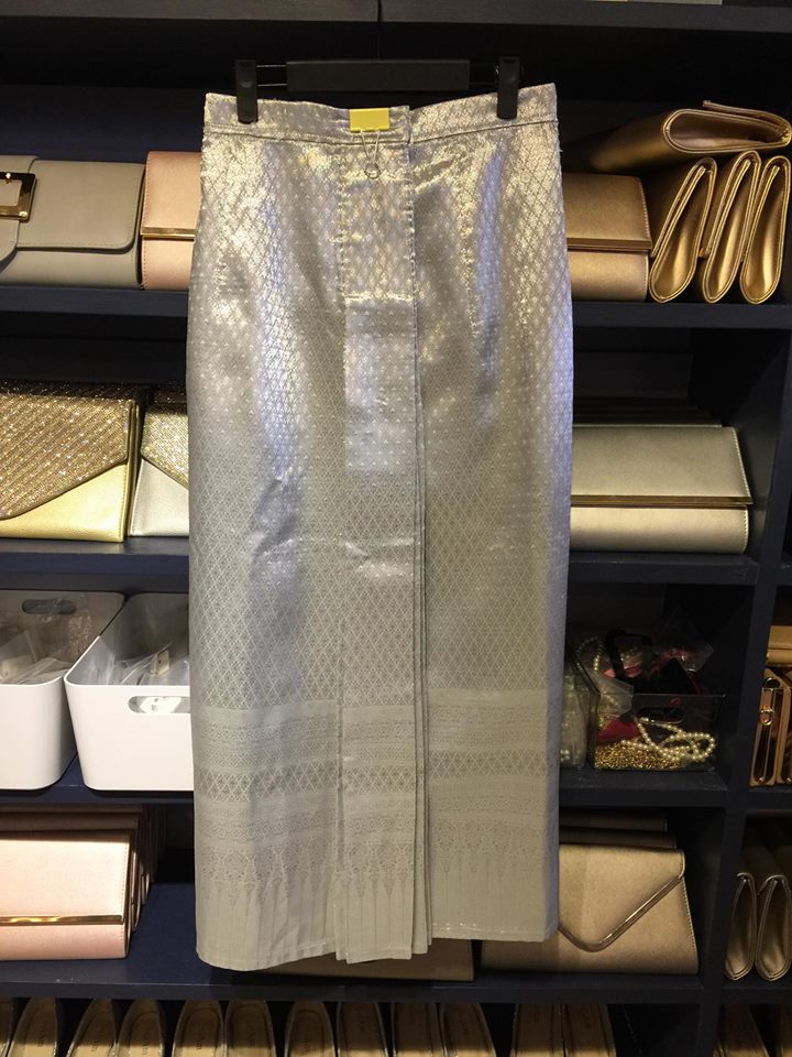 ผ้าถุงหน้านาง เงิน 2XL - 01 ชุดไทย เทา