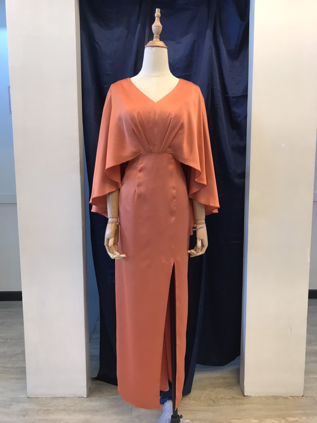 เมลินดา ยาว คอปเปอร์  ( ขาย 900  ) ชุดราตรียาว ส้ม