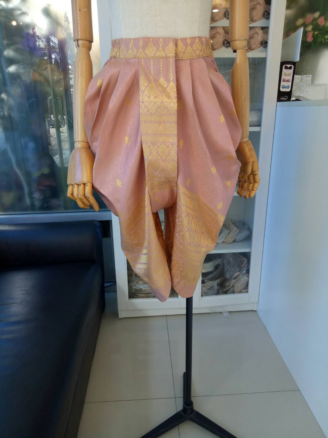 โจง ปาหนัน โอวัลติน ชมพู XL - 09 ชุดไทย ชมพู